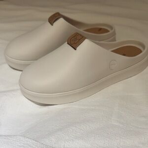 Bone Color Slides - Unisex